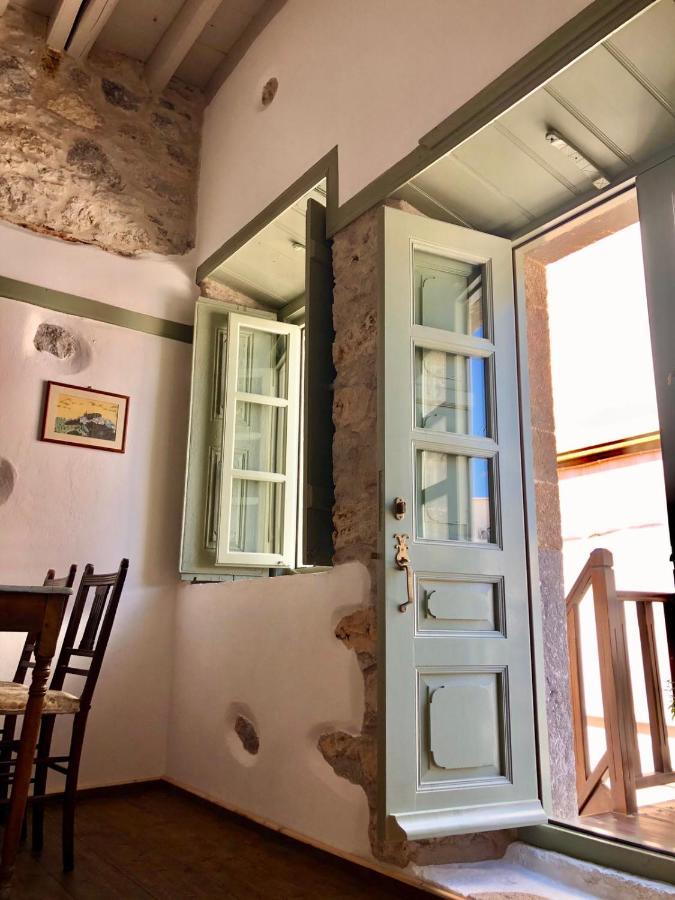 Latmos 1860 Skála Quarto foto