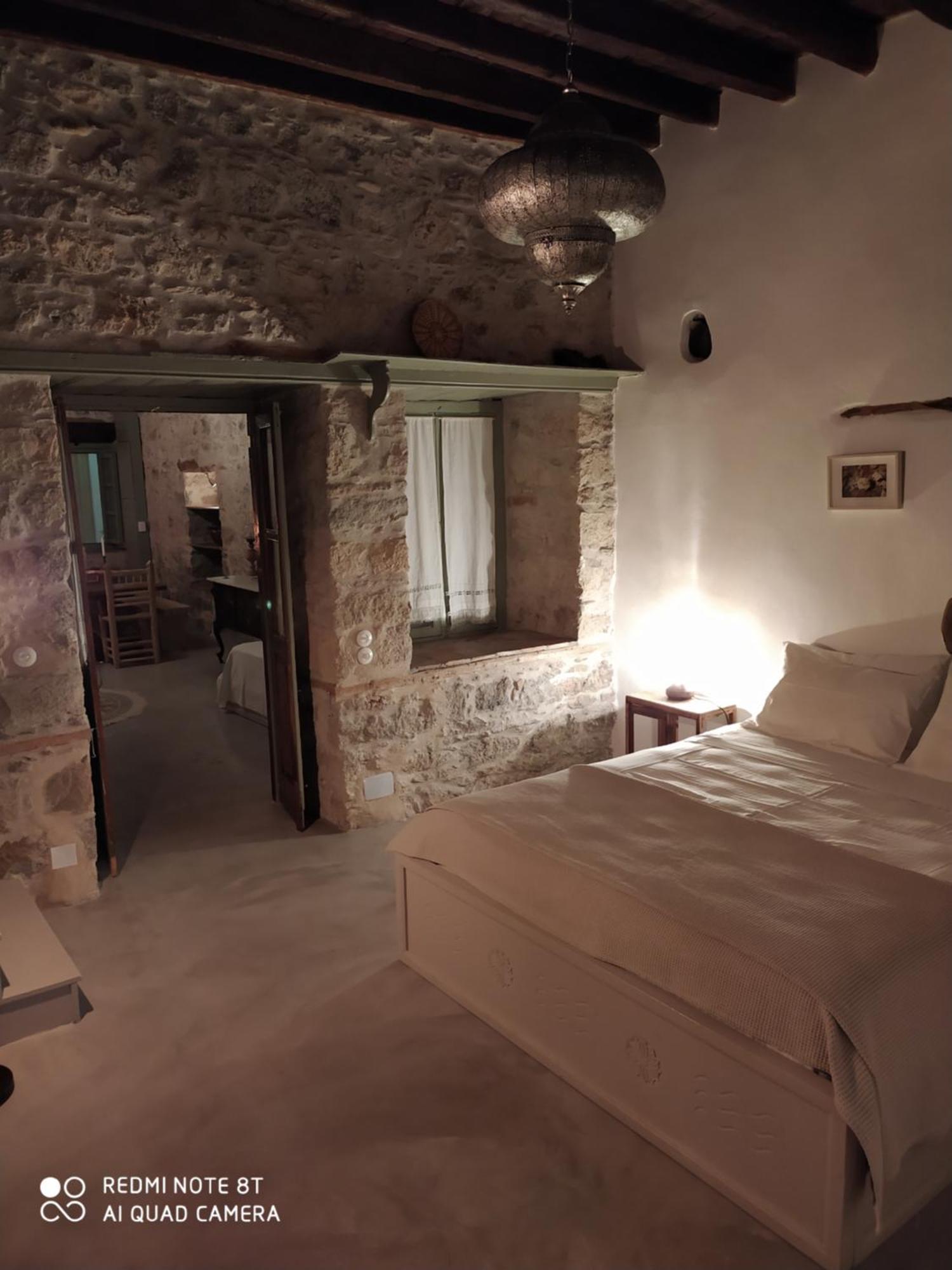 Latmos 1860 Skála Quarto foto